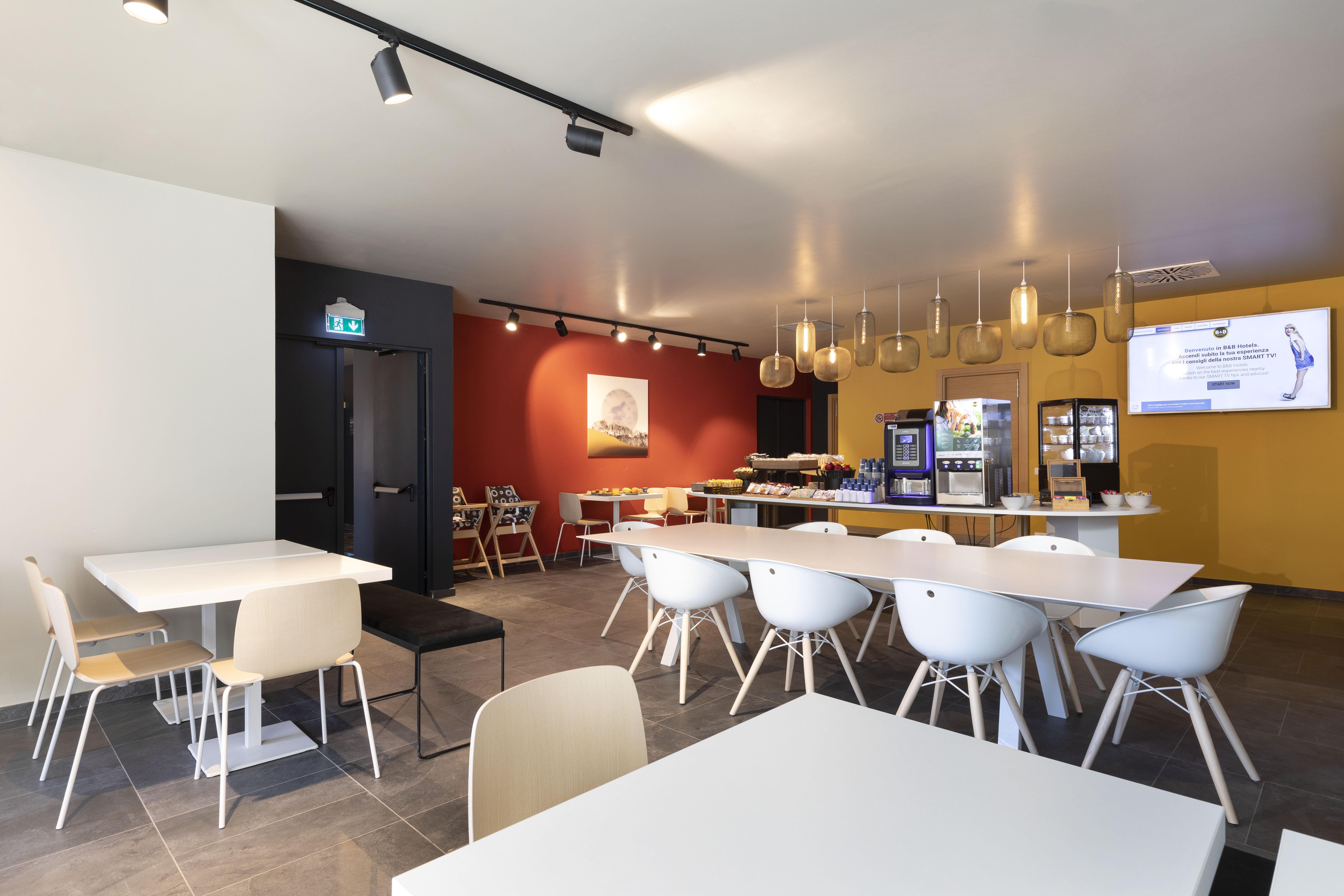 B&B Hotel Bolzano Bagian luar foto