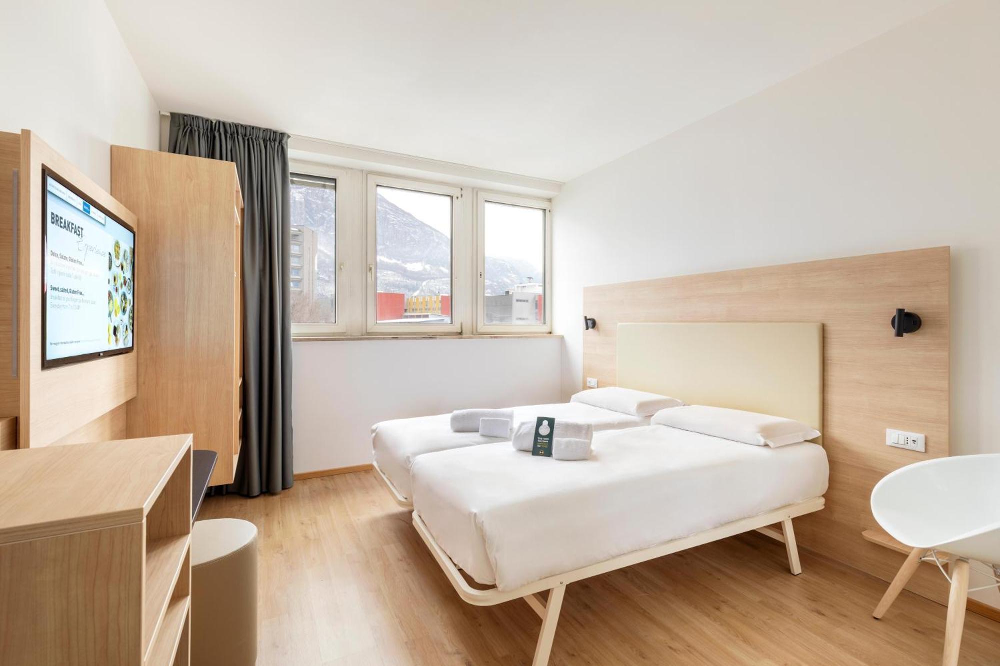 B&B Hotel Bolzano Bagian luar foto